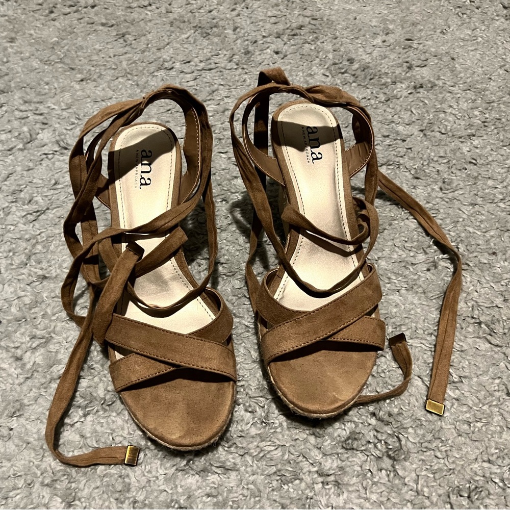 Women’s espadrilles wedges